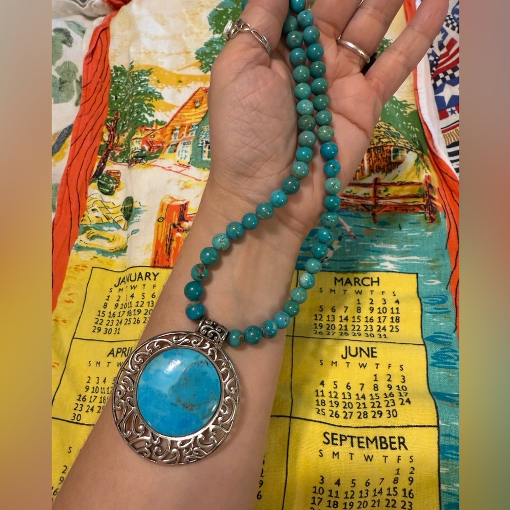 Barse turquoise necklace